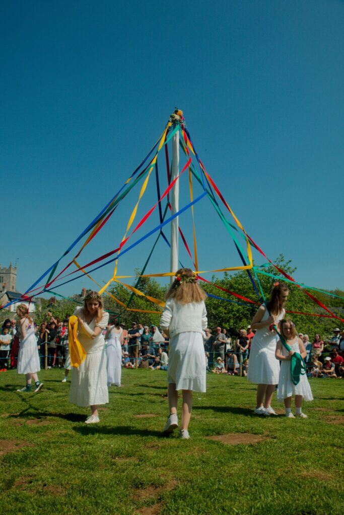 Maypole dance